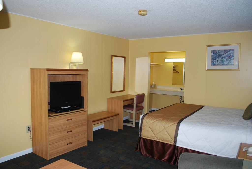 Duffys Motel - Calhoun Szoba fotó
