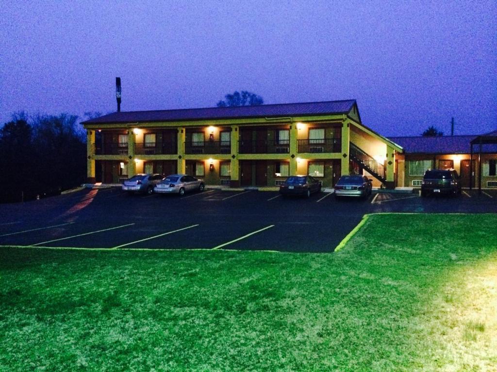 Duffys Motel - Calhoun Kültér fotó