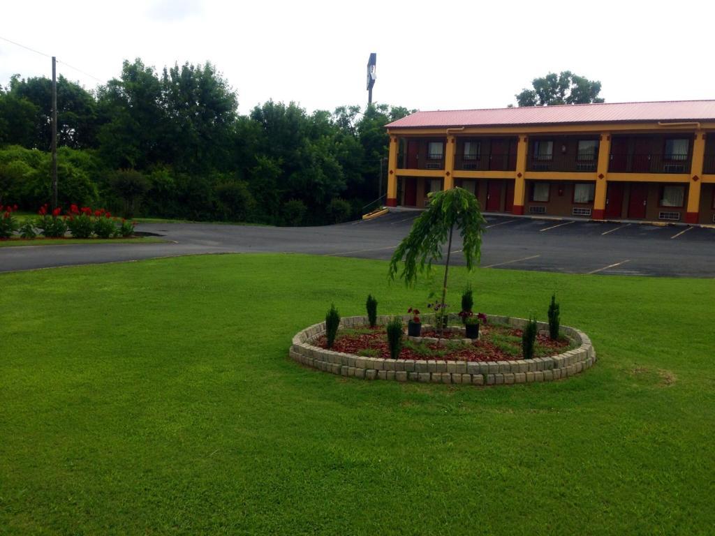 Duffys Motel - Calhoun Kültér fotó