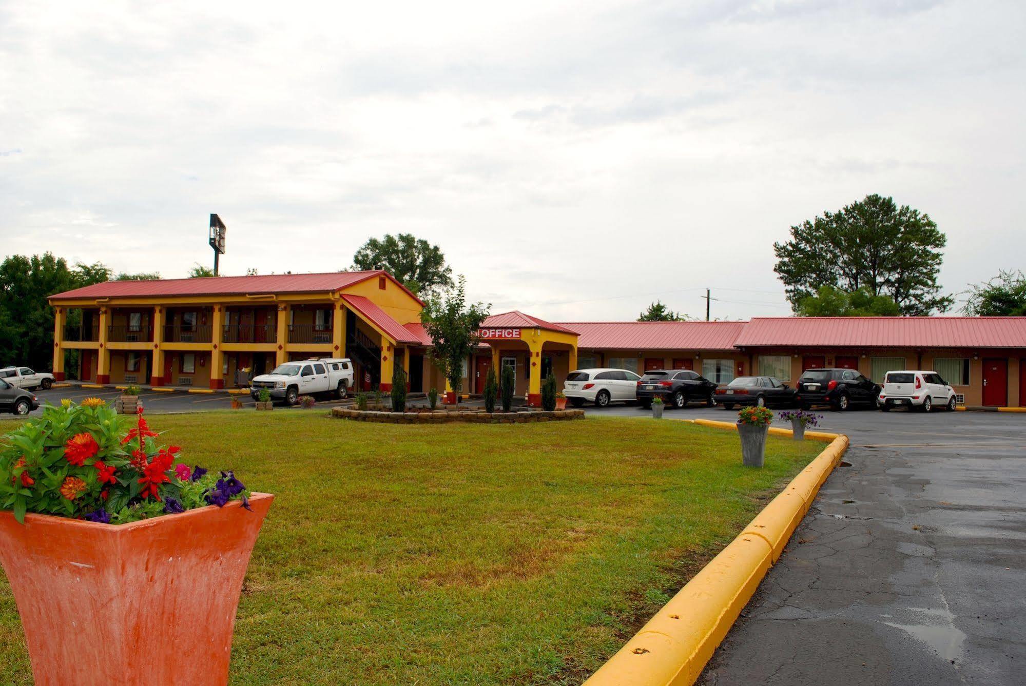 Duffys Motel - Calhoun Kültér fotó